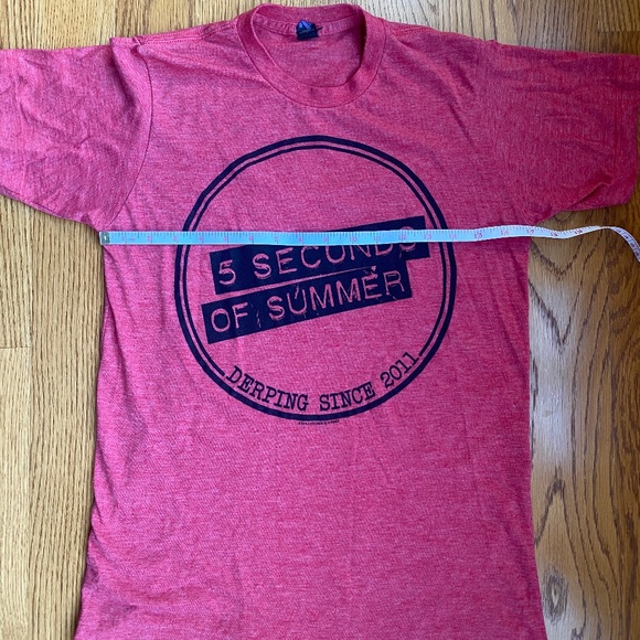 5 Seconds Of Summer band concert short sleeve tee red Small - Picture 4 of 8